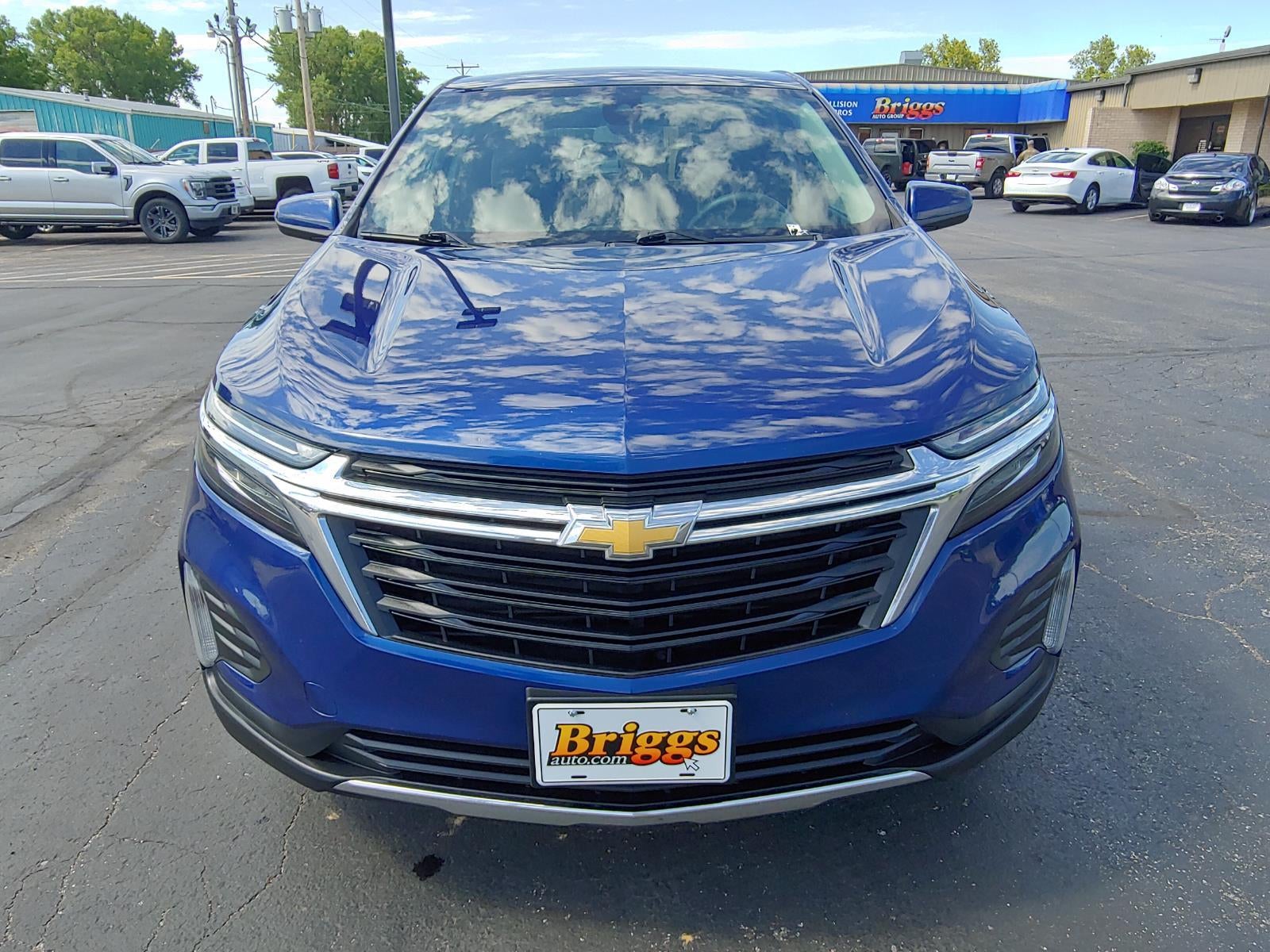Used 2022 Chevrolet Equinox LT with VIN 3GNAXKEV0NL135688 for sale in Kansas City