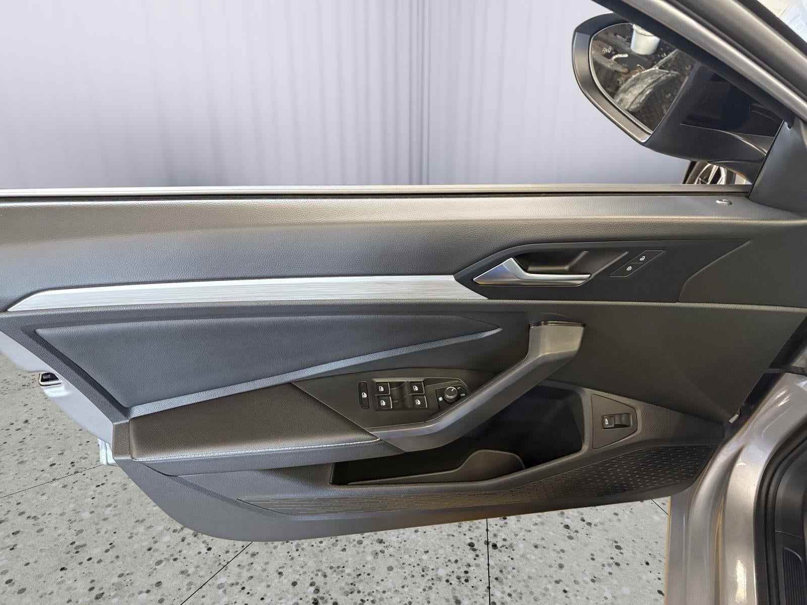 2025 Volkswagen Jetta Sport
