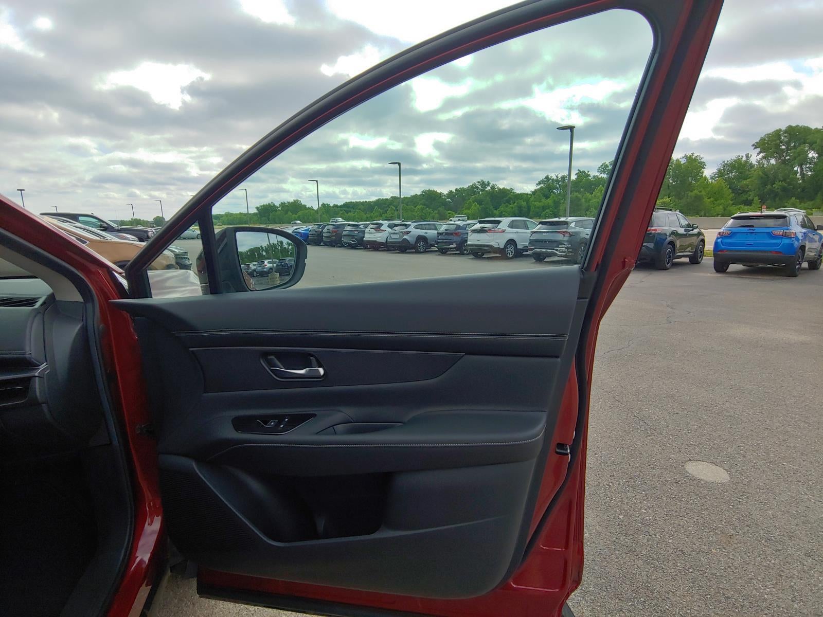 2025 Nissan Murano SV