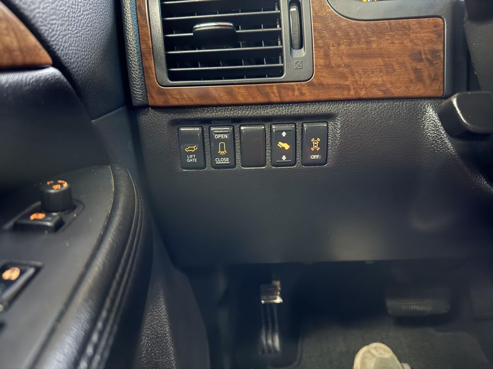 2008 Nissan Armada LE