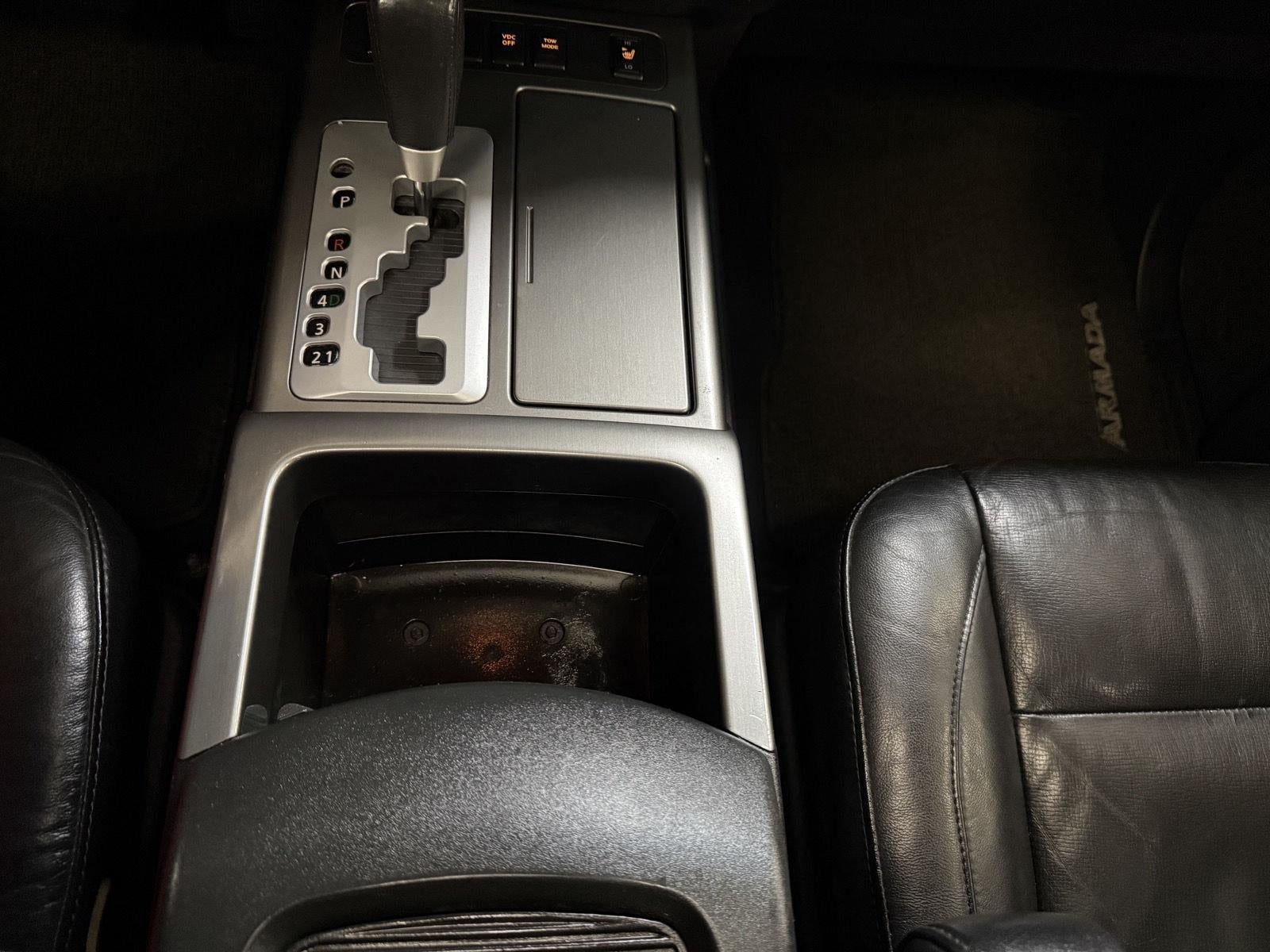 2008 Nissan Armada LE