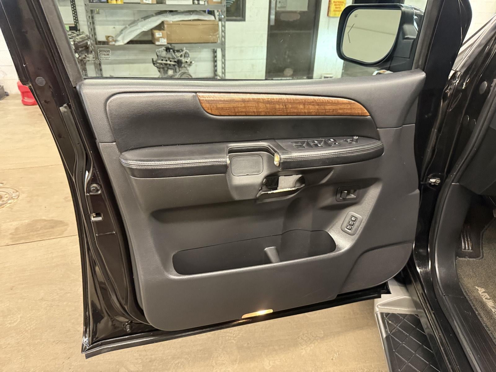 2008 Nissan Armada LE