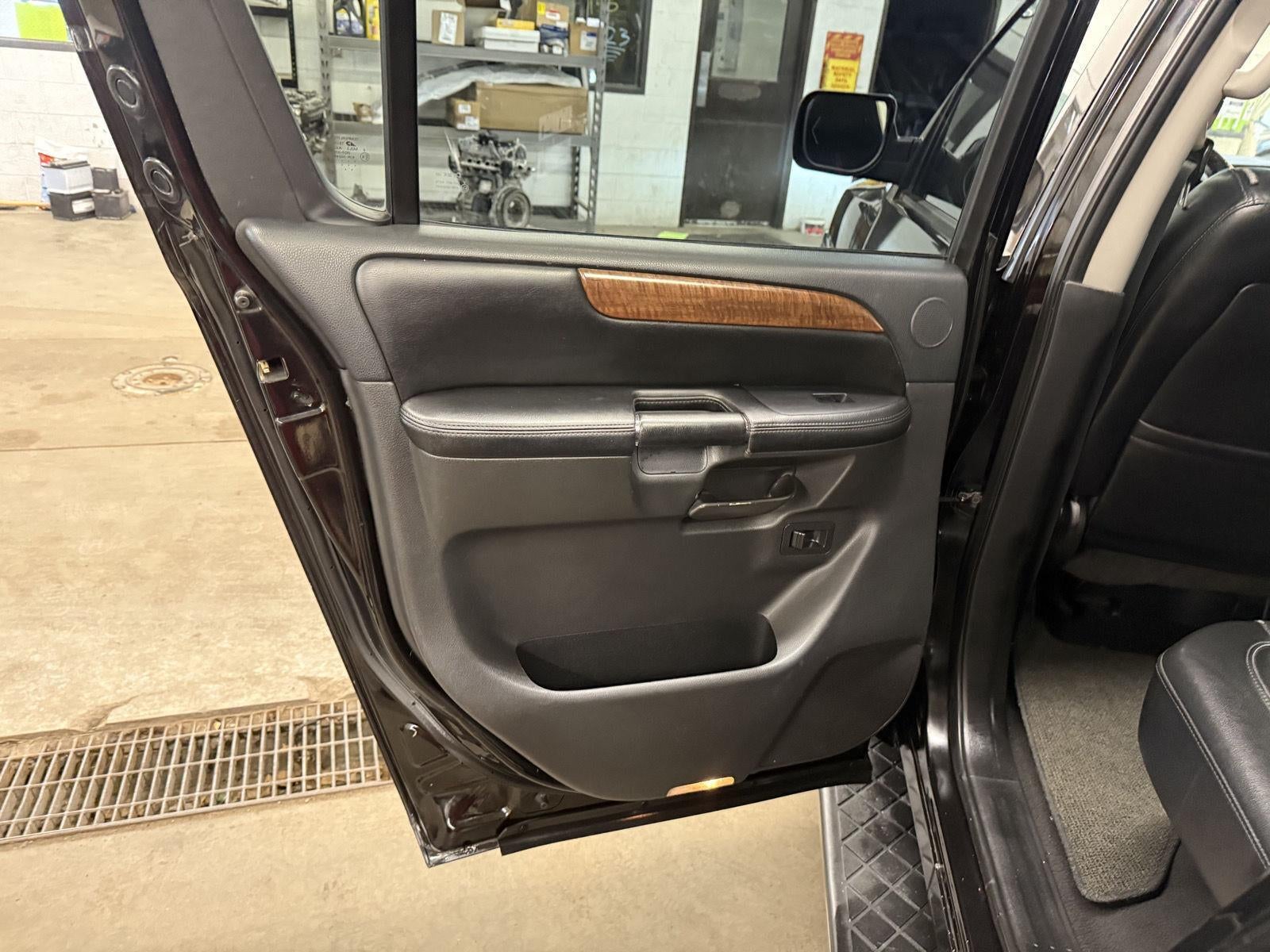 2008 Nissan Armada LE