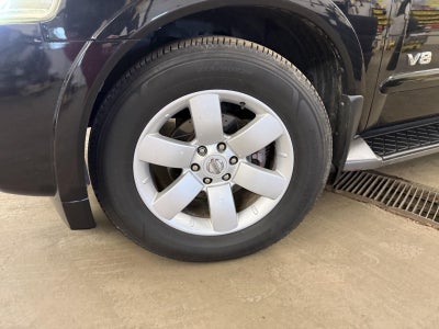 2008 Nissan Armada LE
