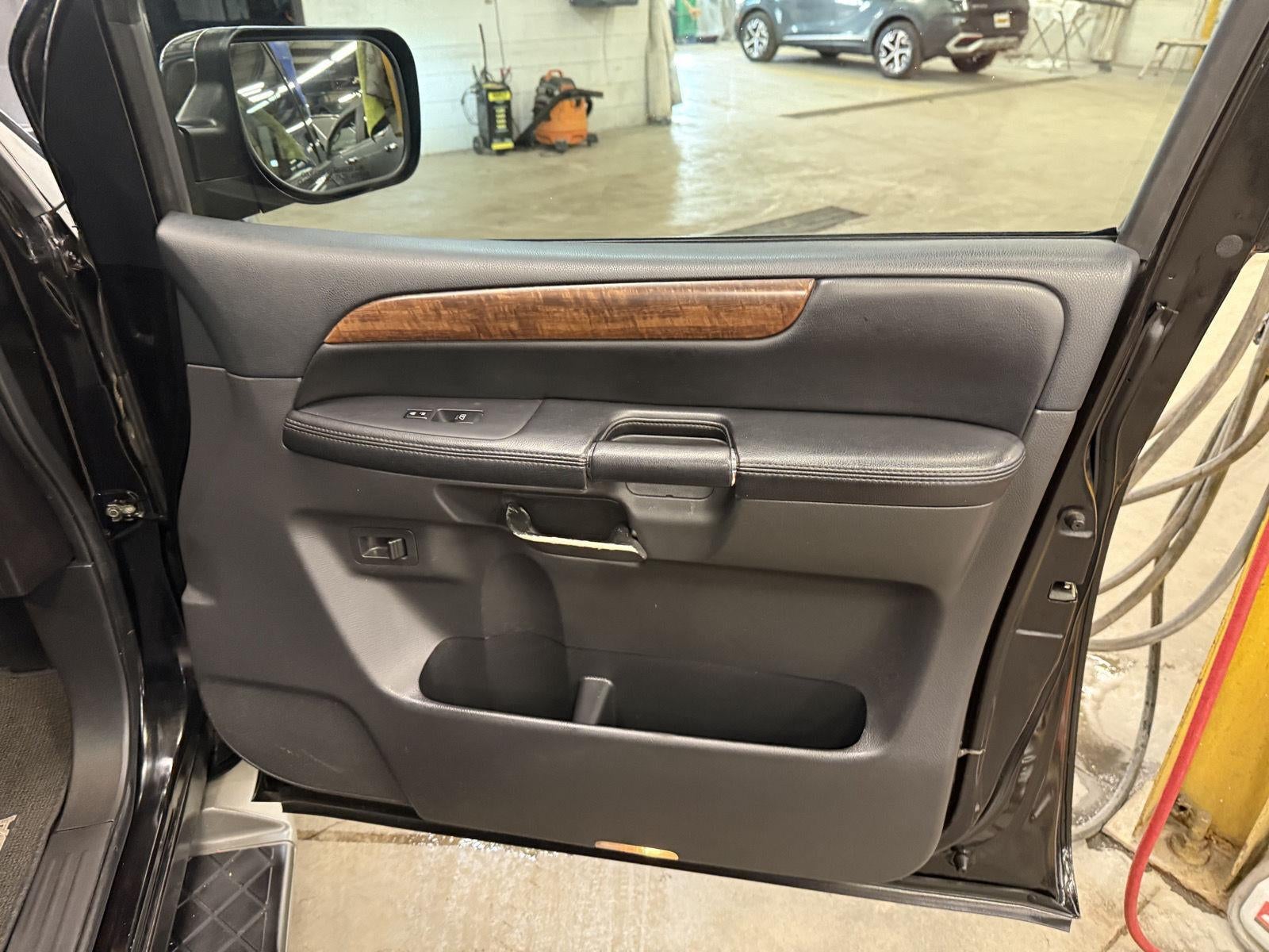 2008 Nissan Armada LE