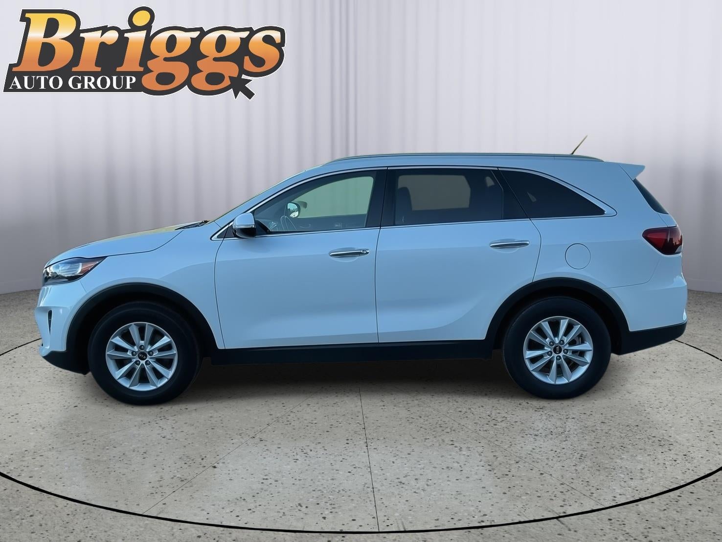 Used 2020 Kia Sorento LX with VIN 5XYPG4A35LG666585 for sale in Kansas City
