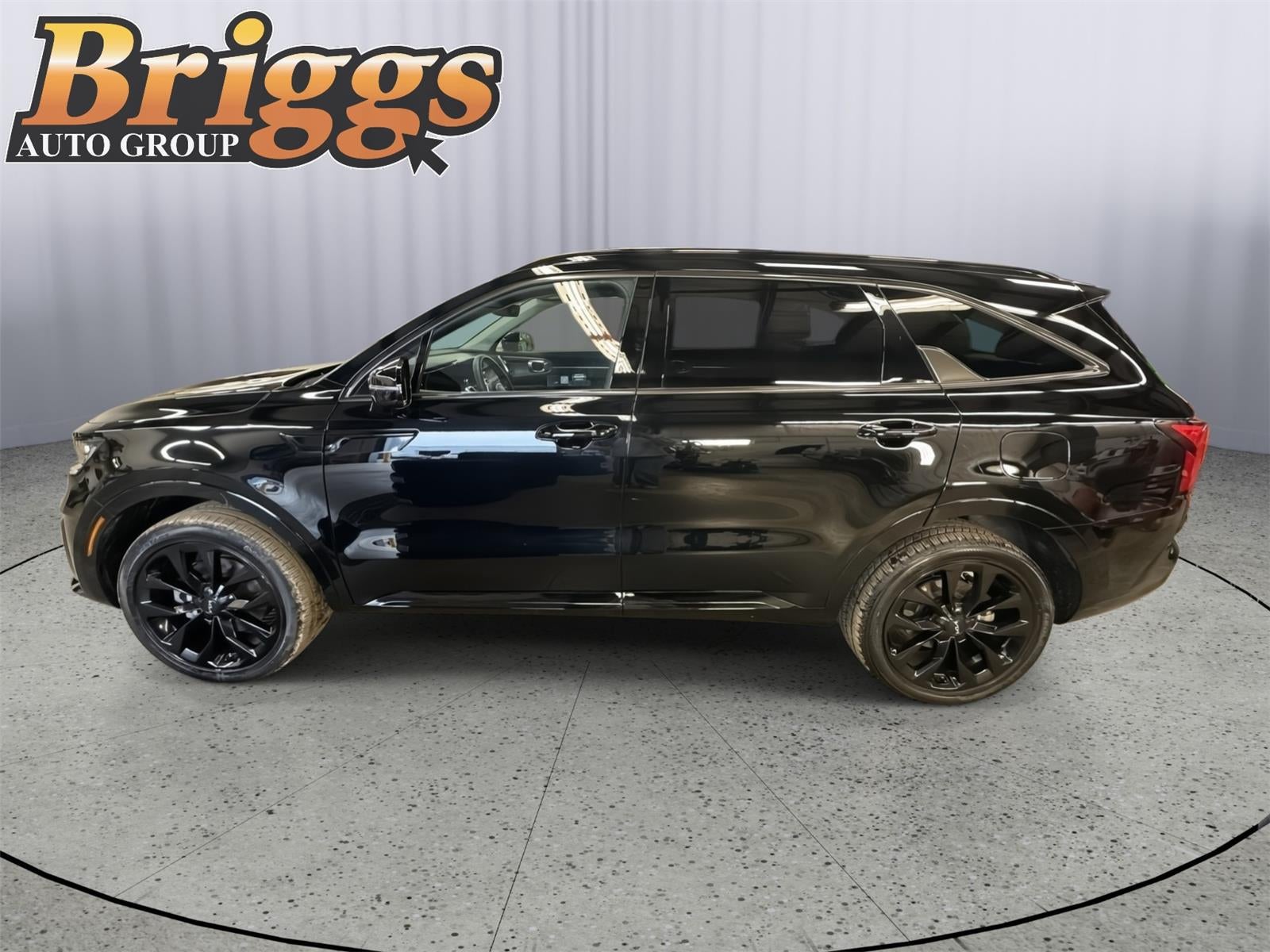 Used 2023 Kia Sorento SX with VIN 5XYRKDLF5PG195235 for sale in Kansas City