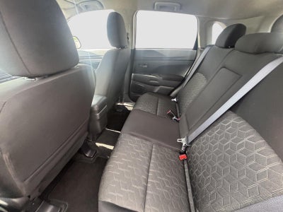 2025 Mitsubishi Outlander Sport SE