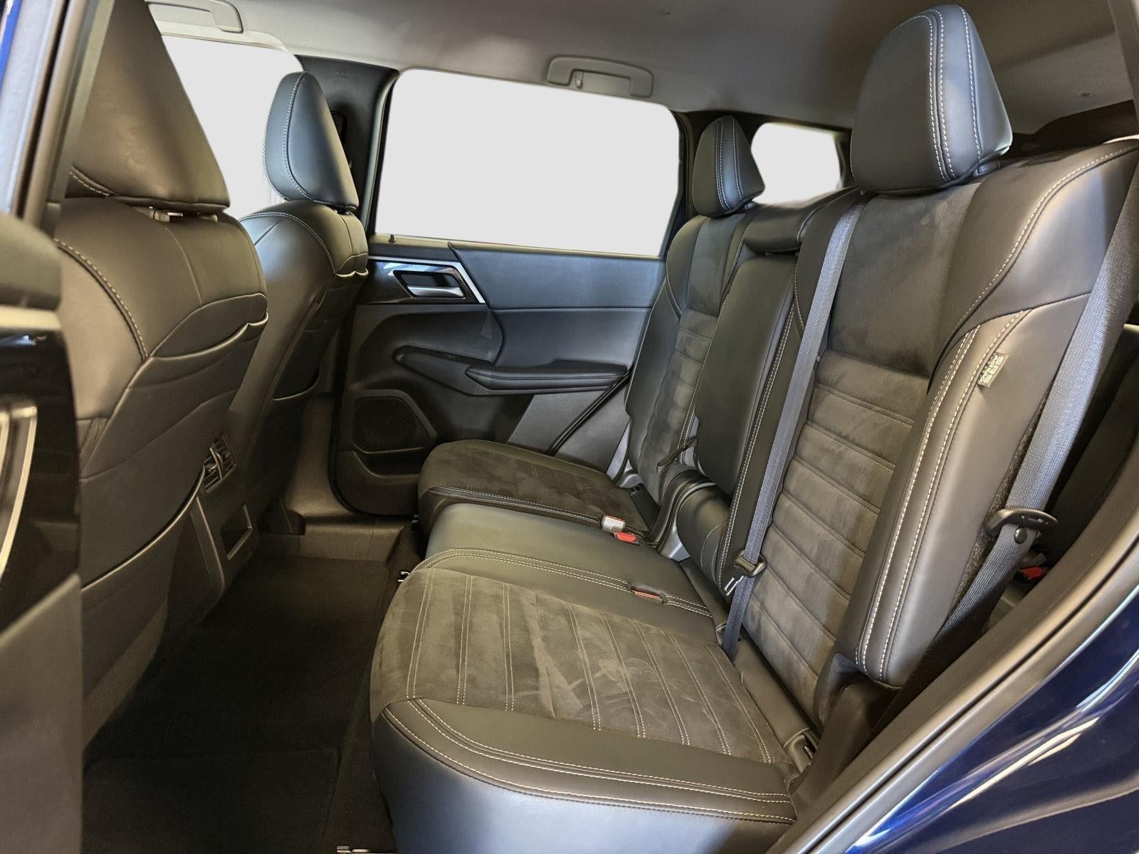 2024 Mitsubishi Outlander SE Ralliart