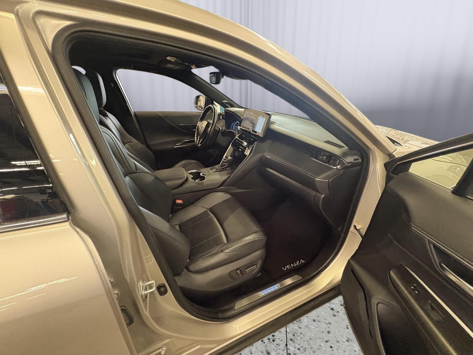 2021 Toyota Venza Limited