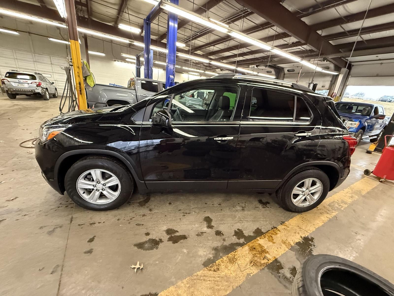 Used 2019 Chevrolet Trax LT with VIN KL7CJLSB1KB934988 for sale in Kansas City