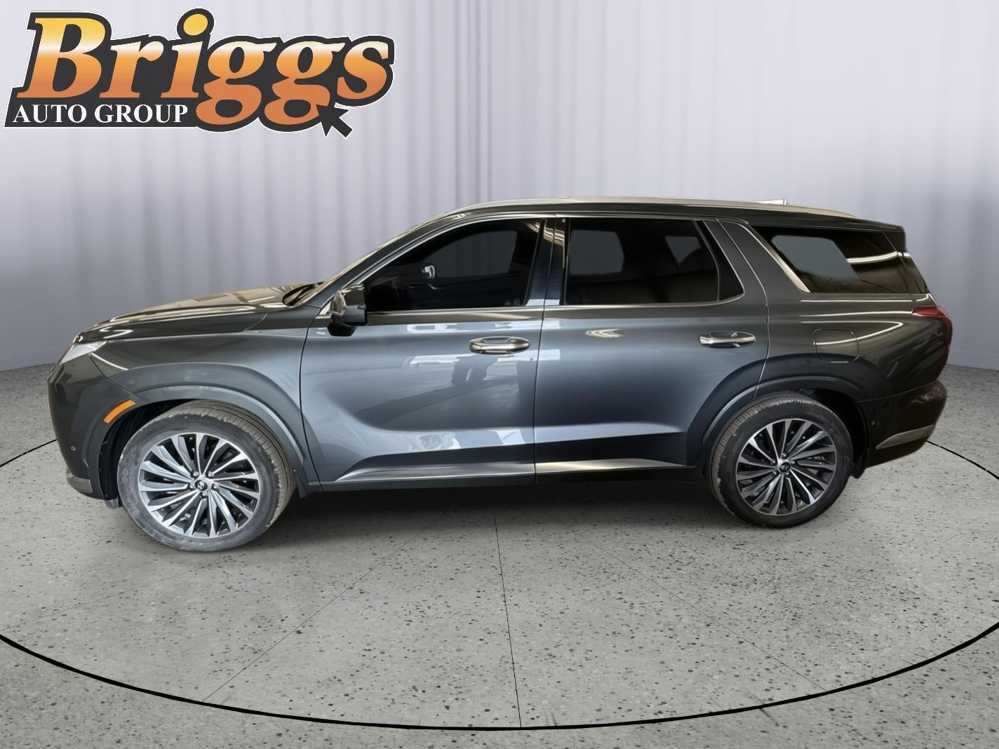 Used 2023 Hyundai Palisade Calligraphy with VIN KM8R74GE2PU572620 for sale in Kansas City