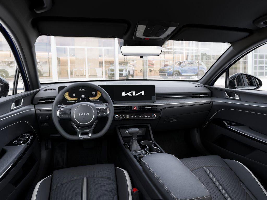 2026 Kia K5 Base