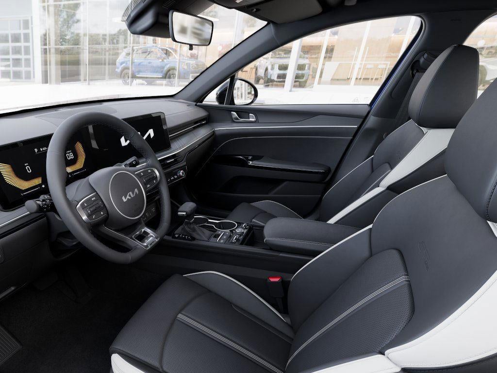 2026 Kia K5 Base