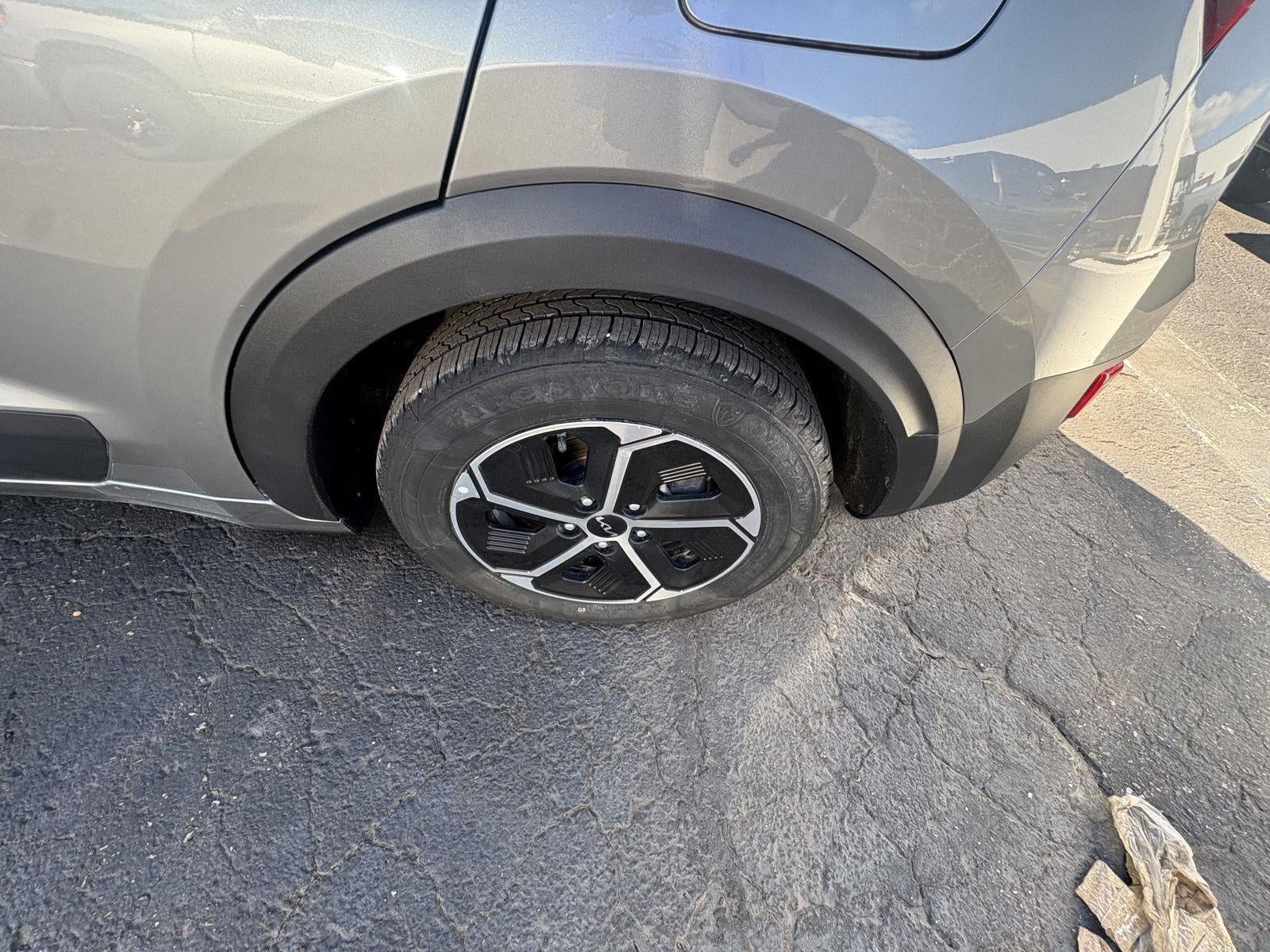 2023 Kia Niro EX