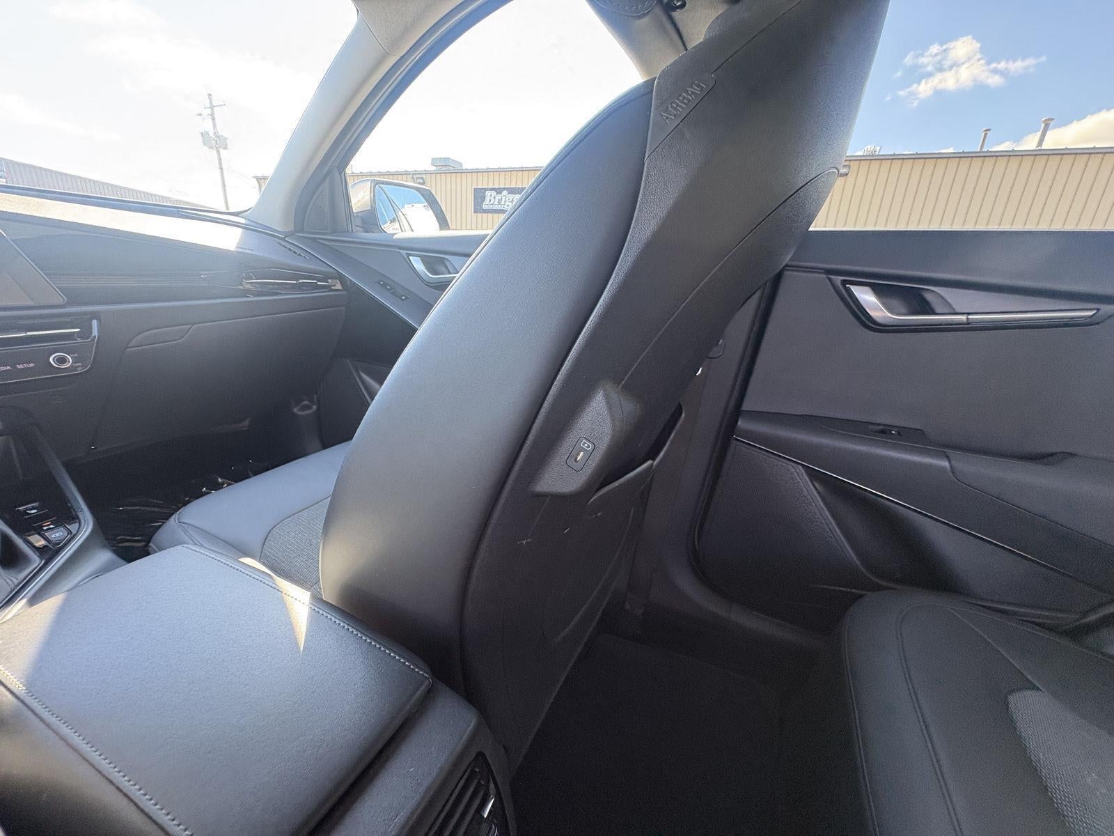 2023 Kia Niro EX