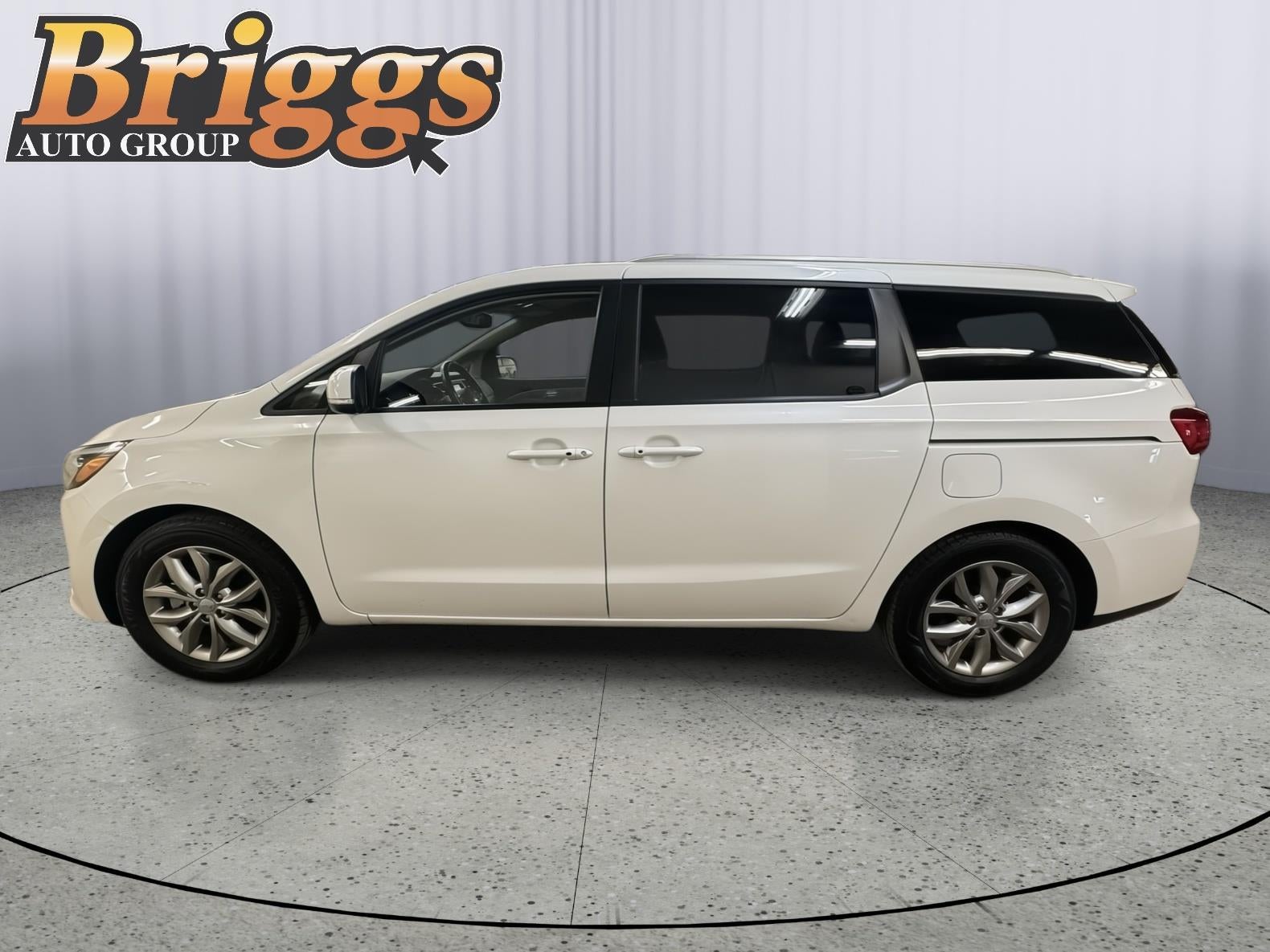 Used 2020 Kia Sedona EX with VIN KNDMB5C15L6650604 for sale in Kansas City