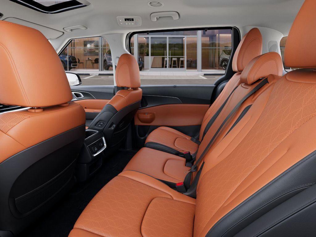 2026 Kia CARNIVAL HYBRID Base