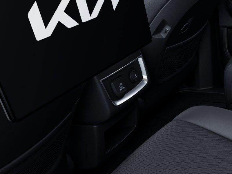 2026 Kia CARNIVAL HYBRID Base