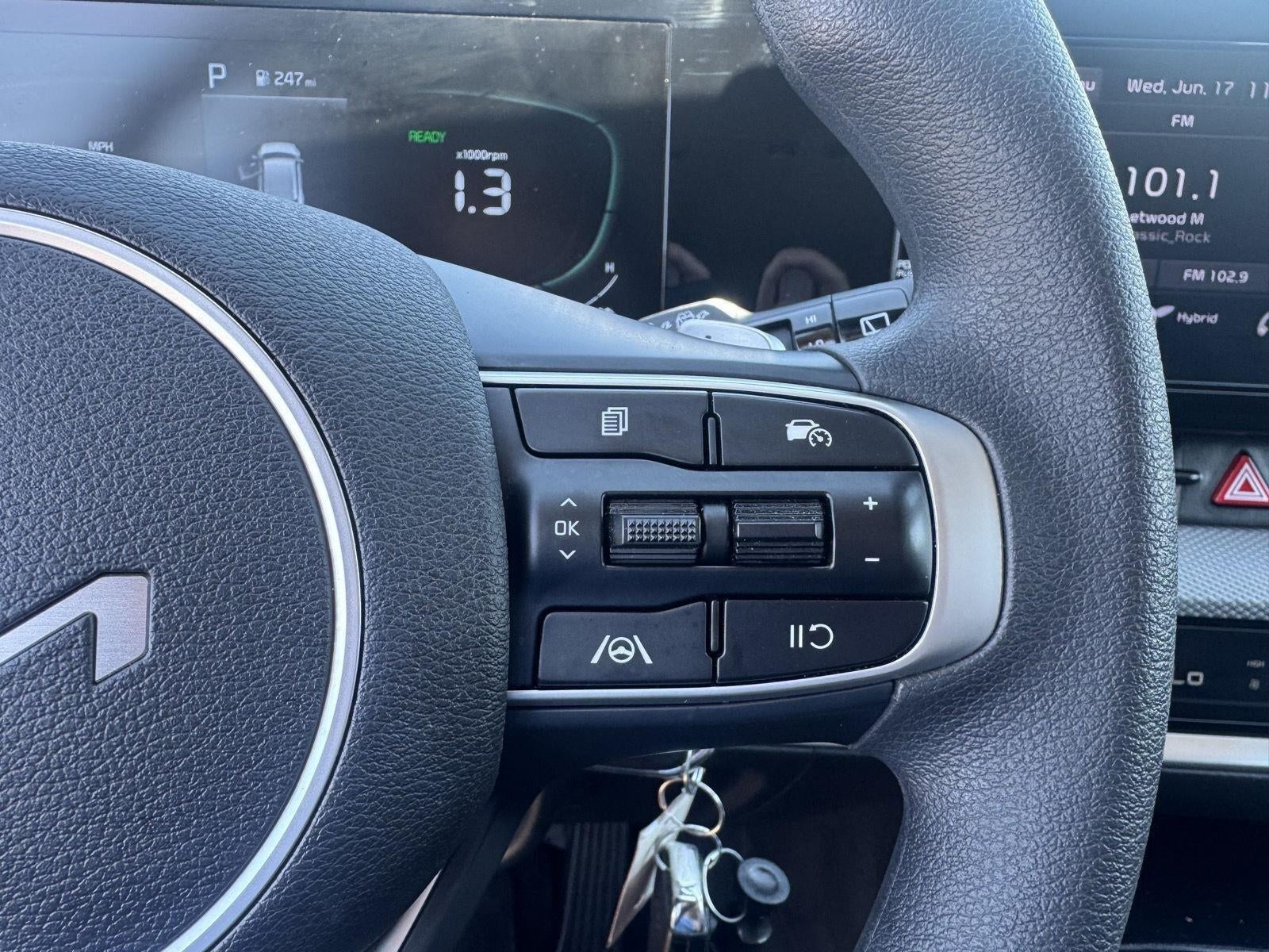 2023 Kia Sportage Hybrid LX