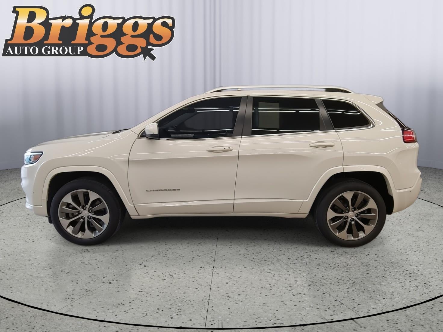 2019 Jeep Cherokee Overland