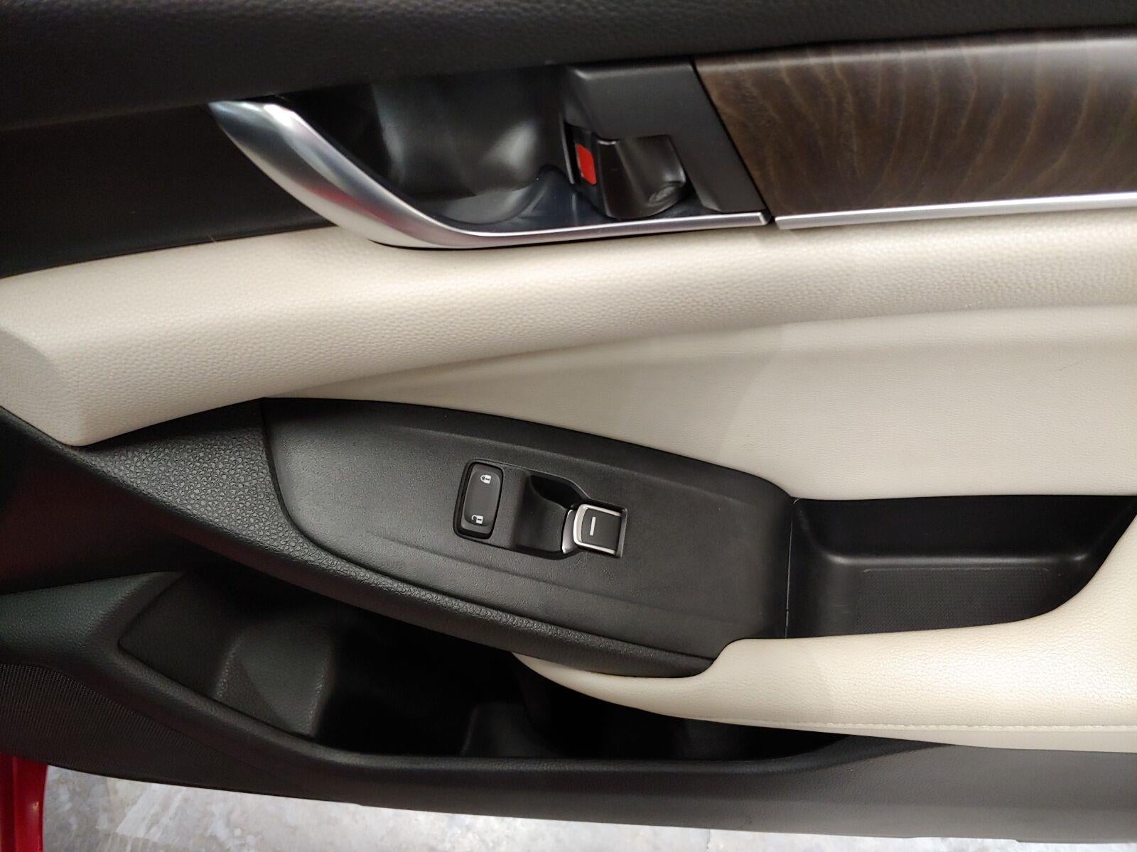 2018 Honda Accord Sedan Touring 1.5T