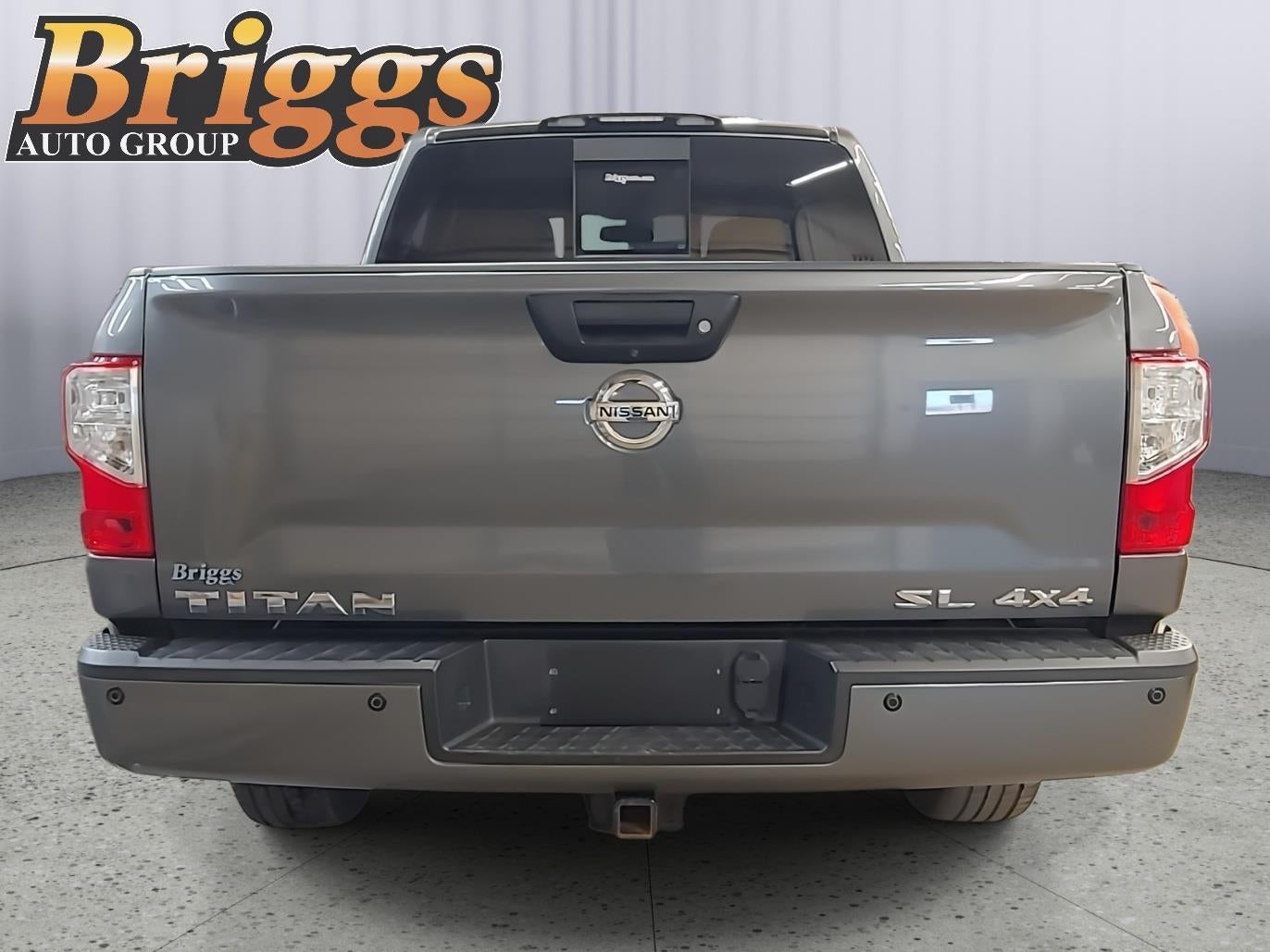 2019 Nissan Titan SL