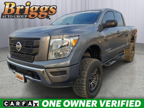 2022 Nissan Titan SV