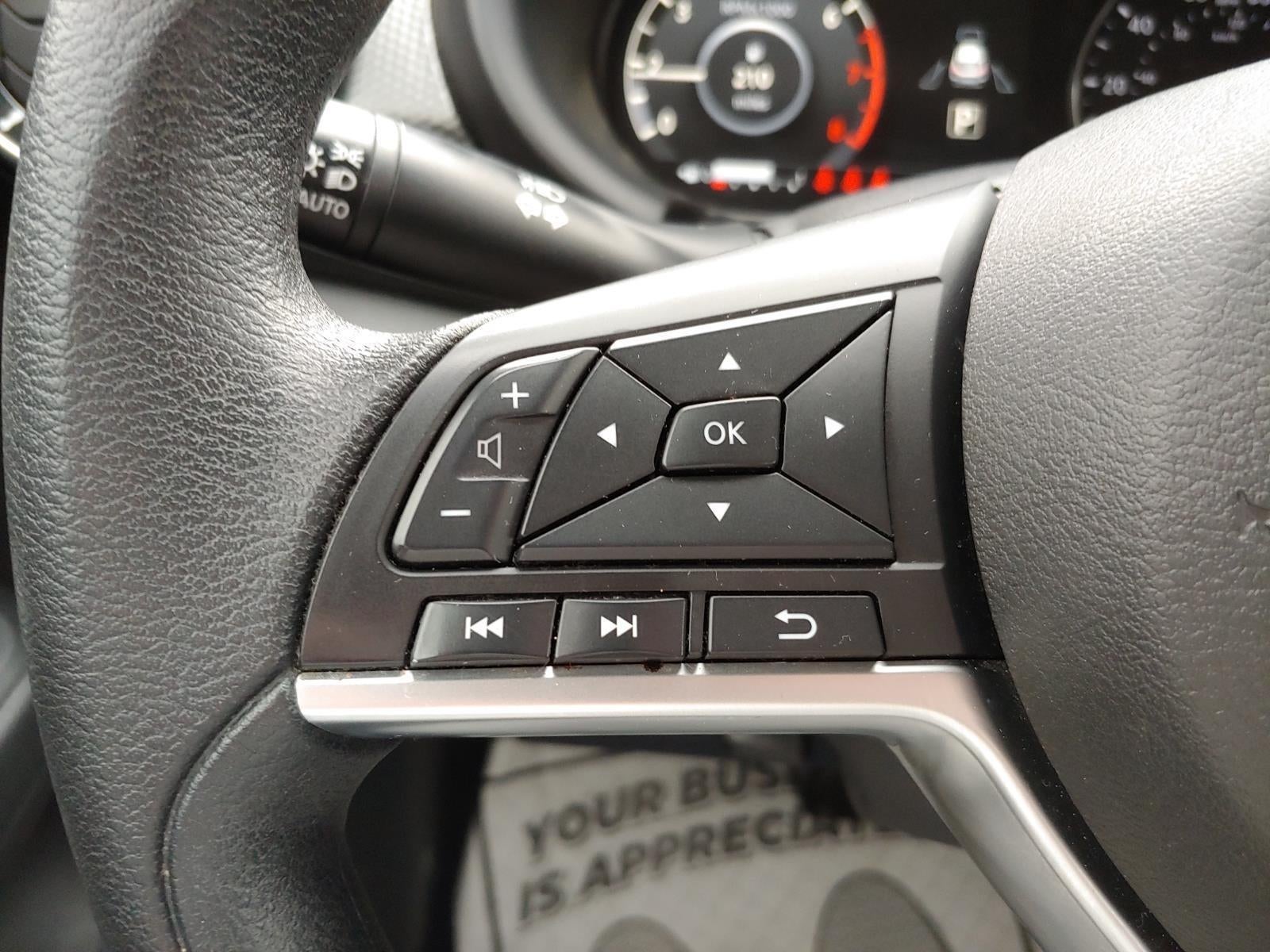 2022 Nissan Kicks SV