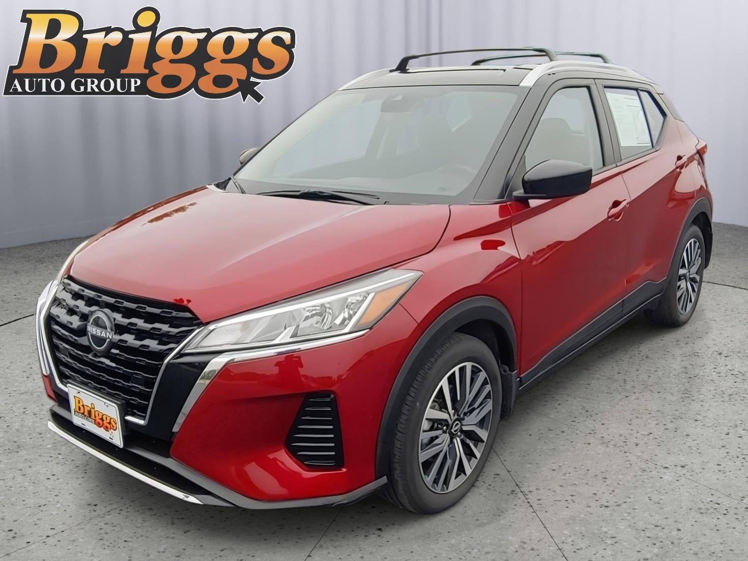 2022 Nissan Kicks SV