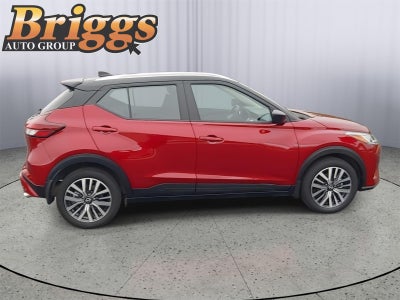 2022 Nissan Kicks SV