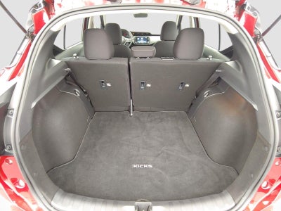 2022 Nissan Kicks SV
