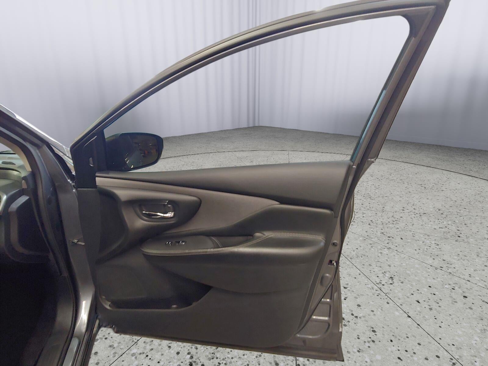 2022 Nissan Murano SV