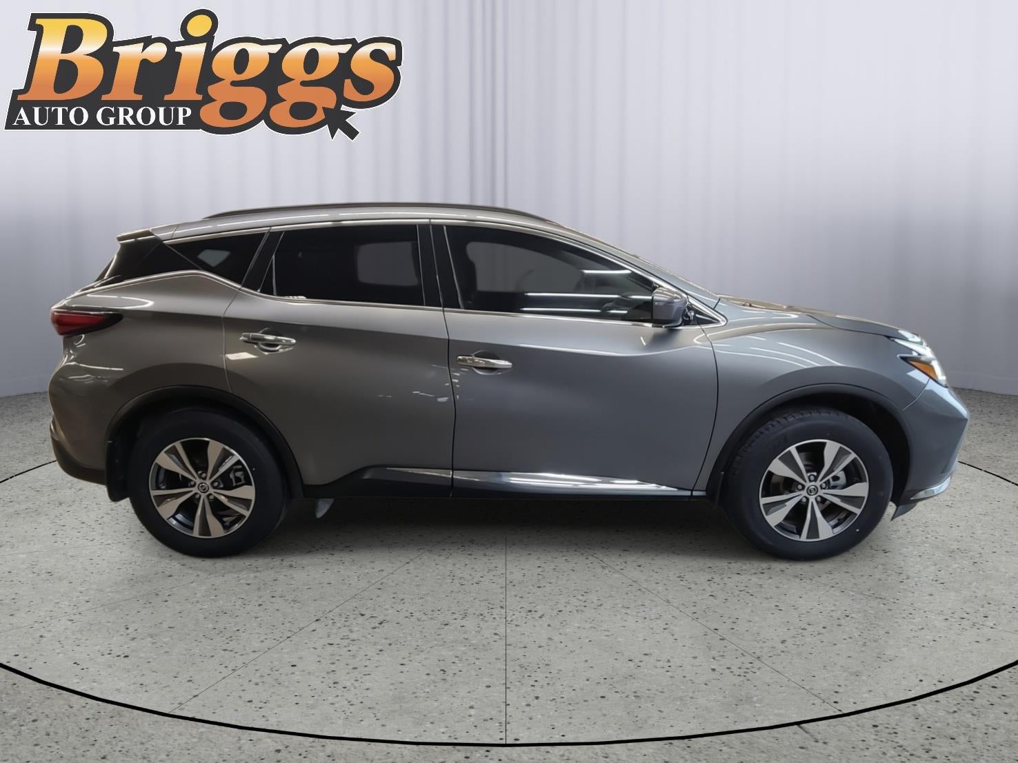 2022 Nissan Murano SV