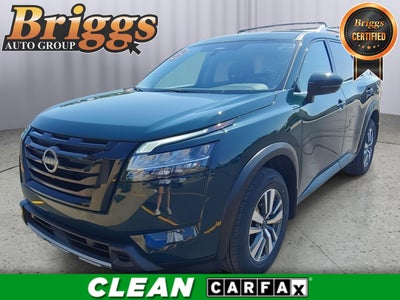2024 Nissan Pathfinder SL