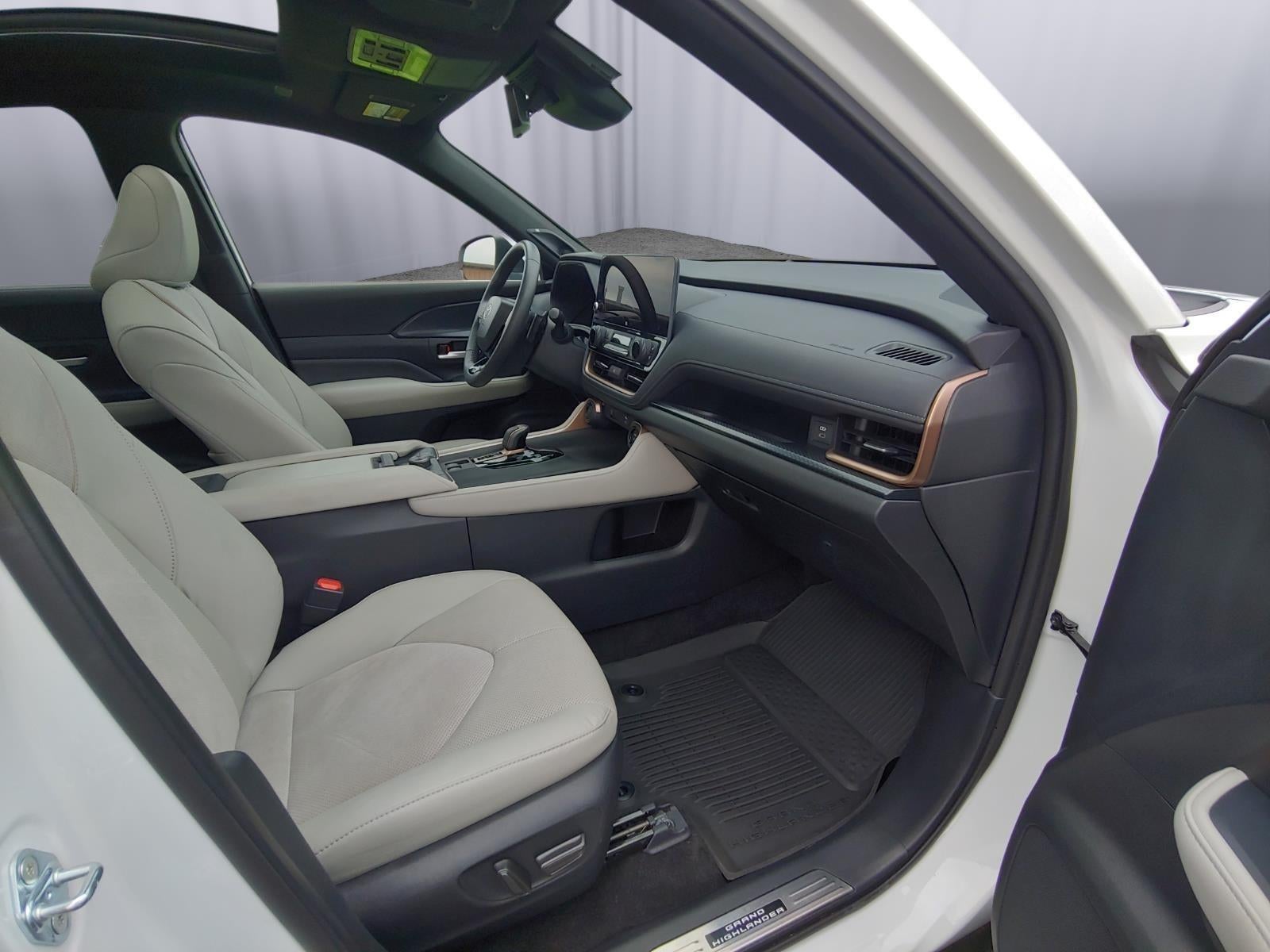 2024 Toyota Grand Highlander Hybrid MAX Limited