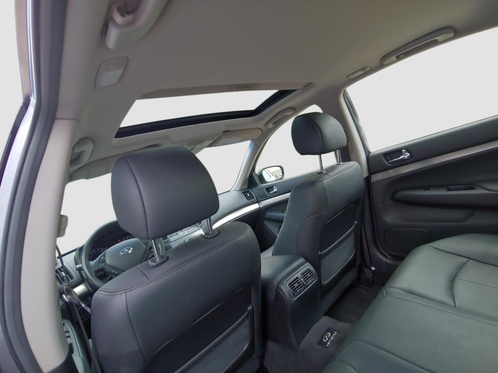 2013 INFINITI G37 Sedan x