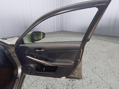 2016 Lexus IS 300 Base