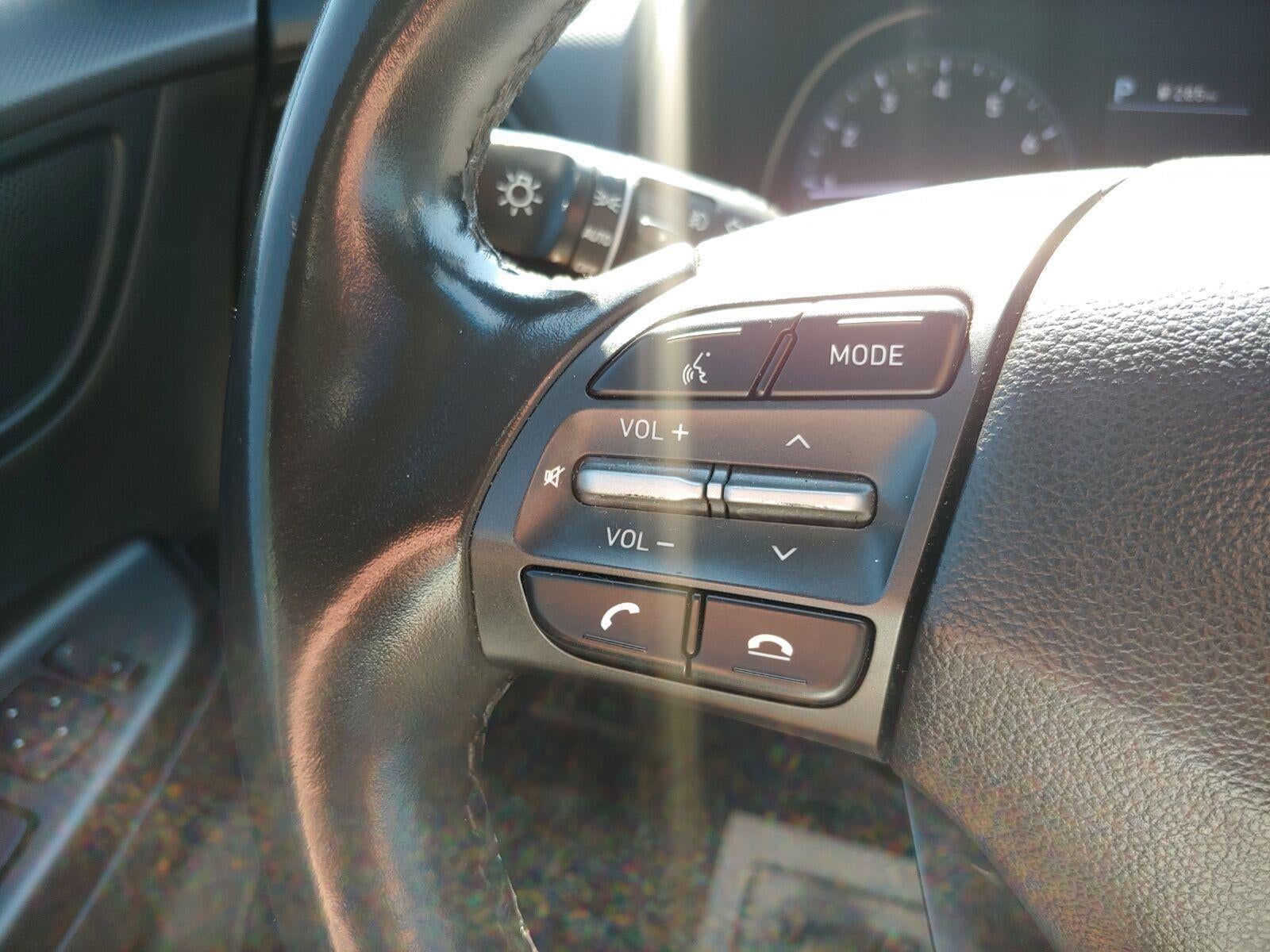 2020 Hyundai Kona SEL Plus