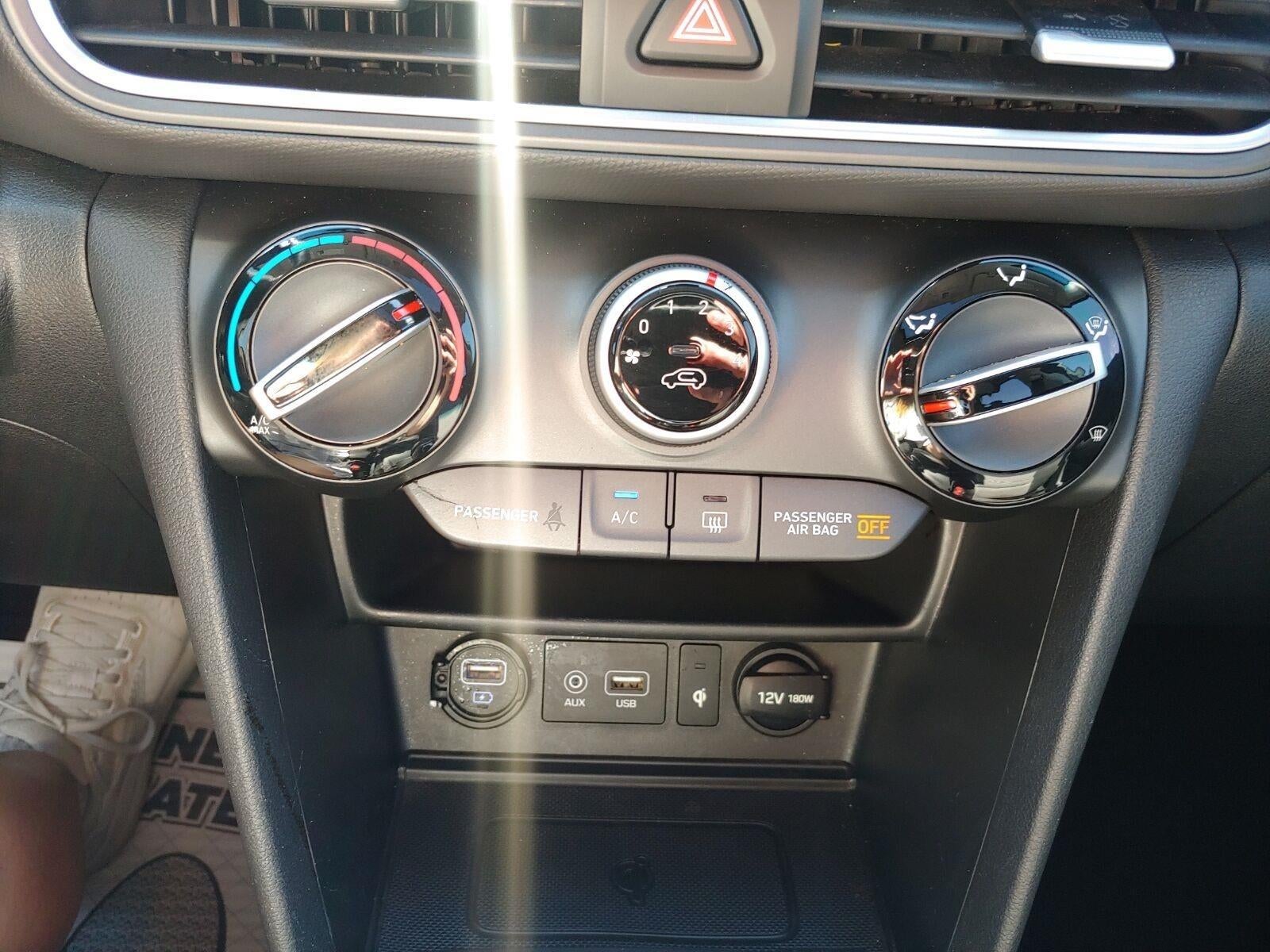 2020 Hyundai Kona SEL Plus