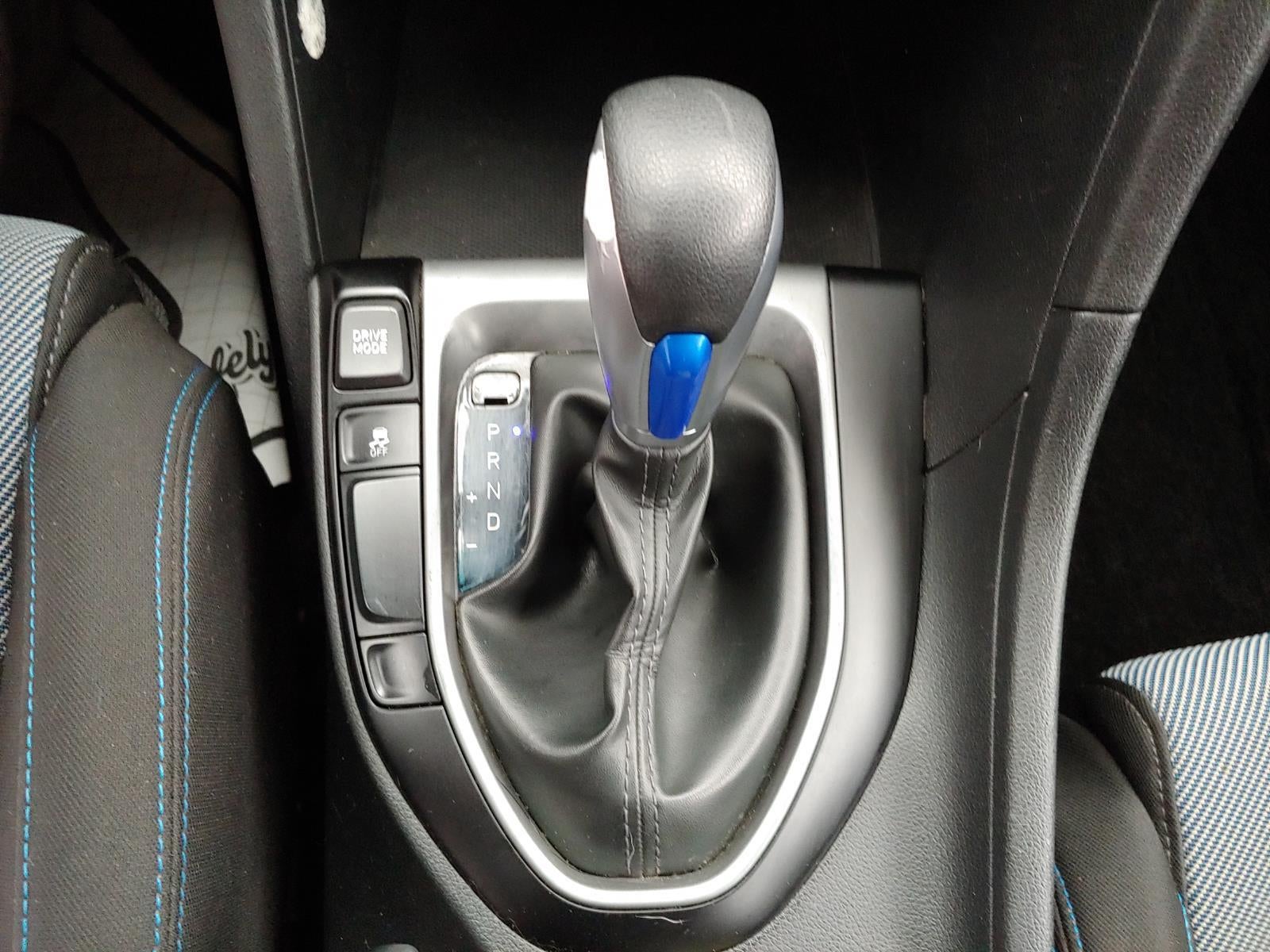 2019 Hyundai Veloster 2.0