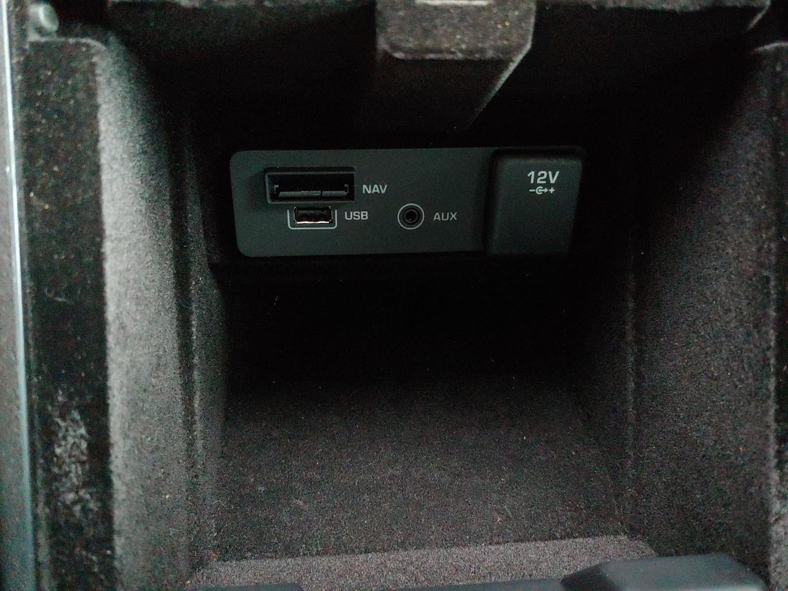 2017 Land Rover Discovery Sport HSE Luxury