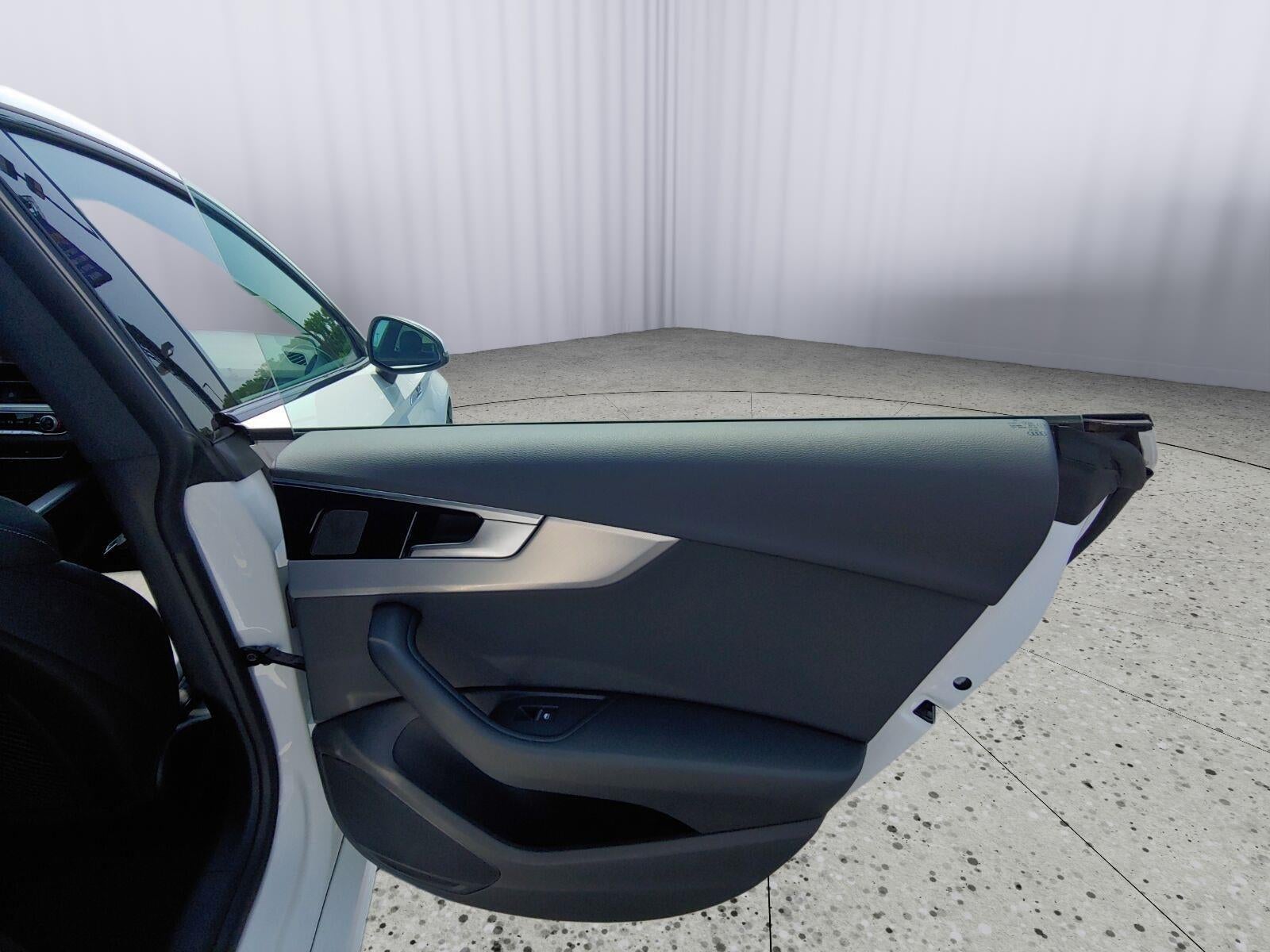 2025 Audi A5 Sportback S line Premium