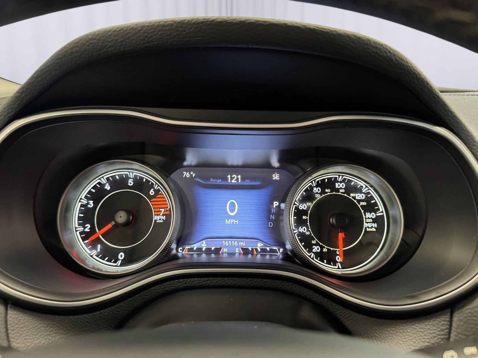 2023 Jeep Cherokee Altitude Lux