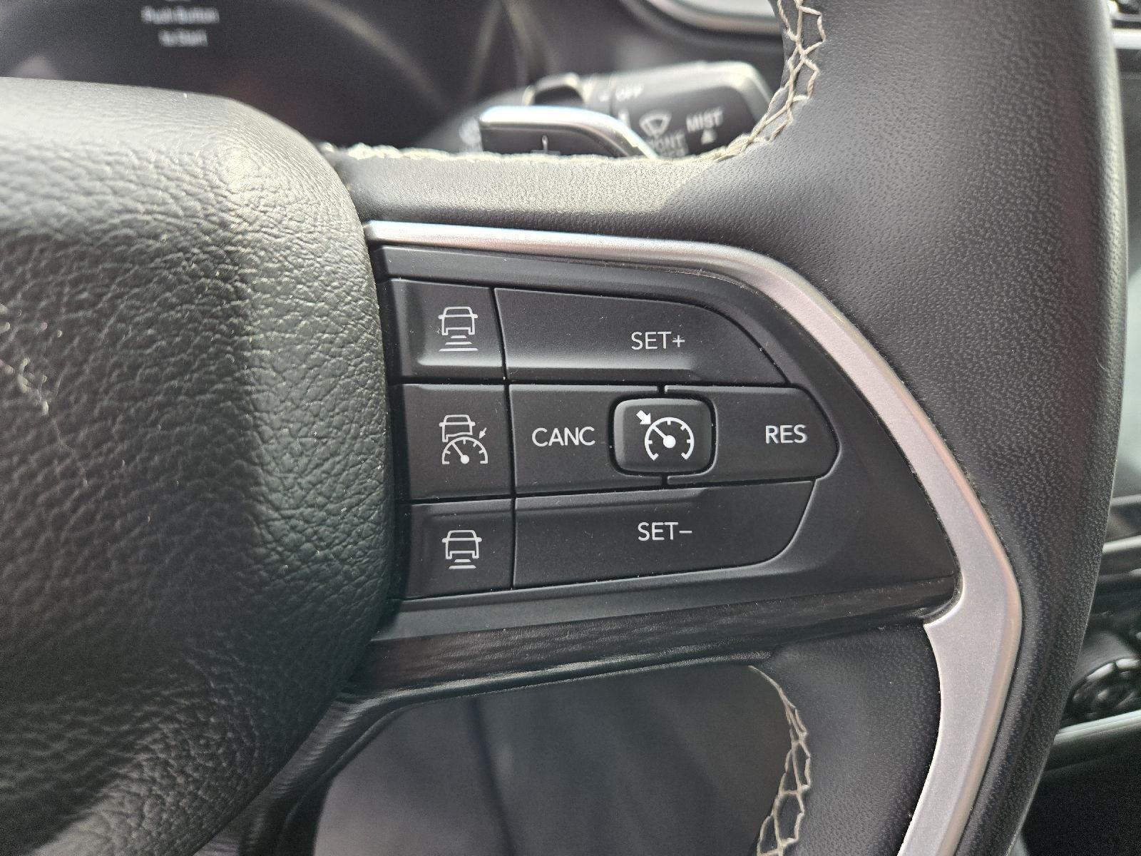 2024 Jeep Grand Cherokee Laredo