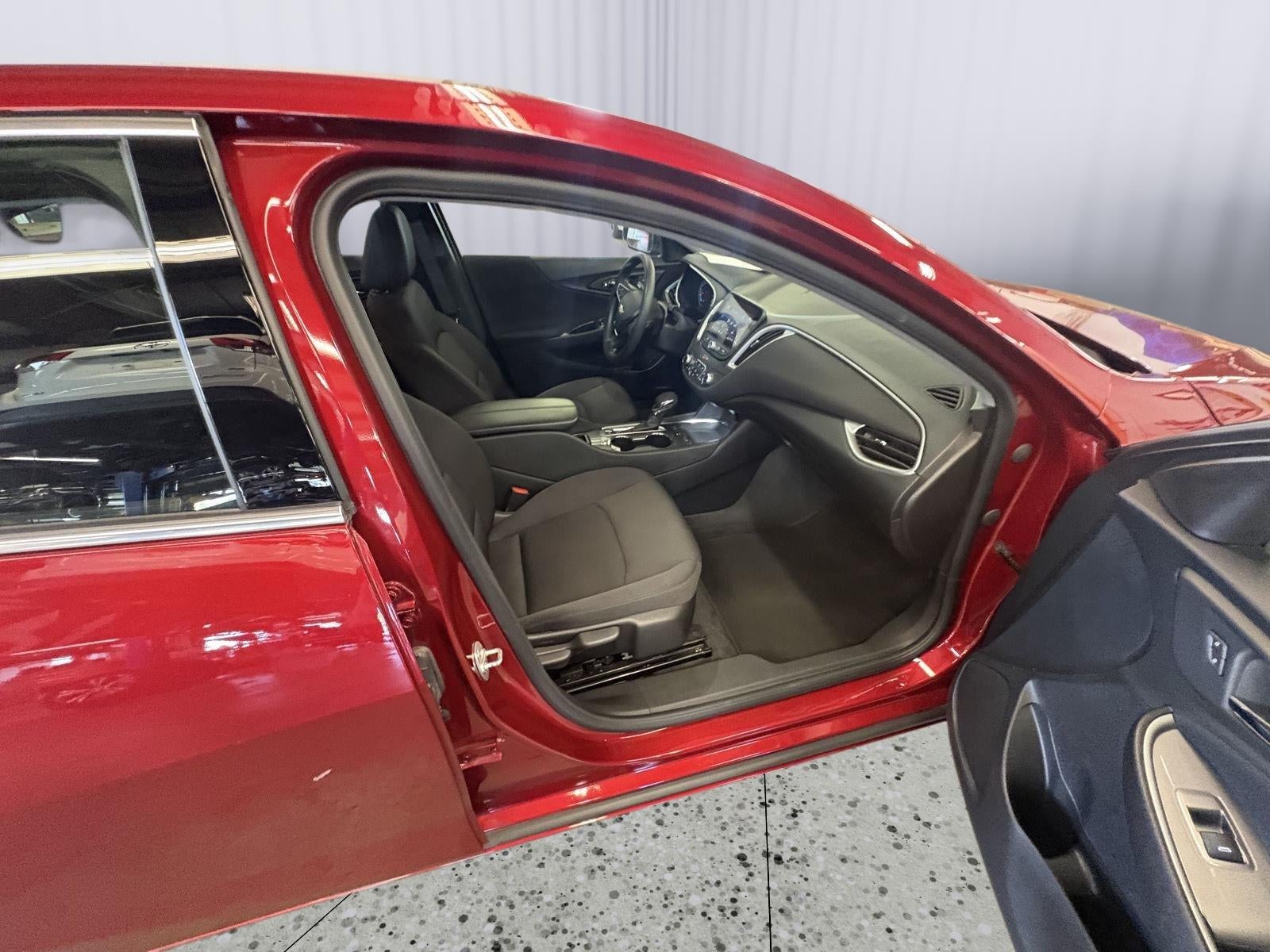 2025 Chevrolet Malibu LT
