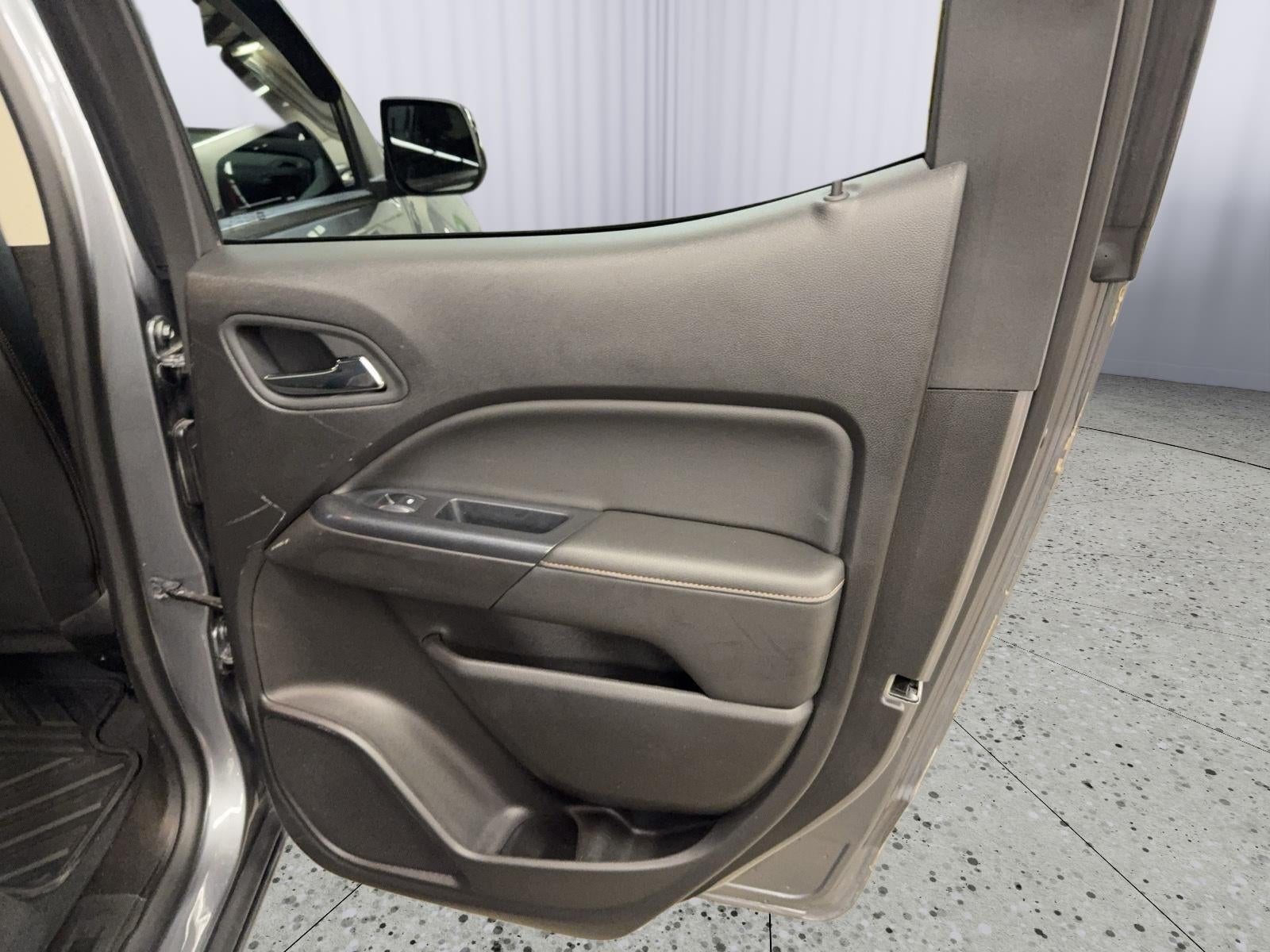 2021 GMC Canyon 4WD AT4 w/Cloth