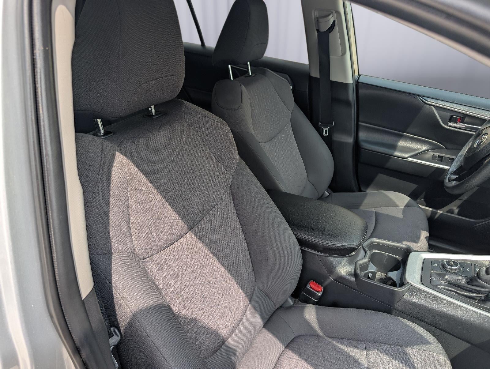 2019 Toyota RAV4 Hybrid XLE