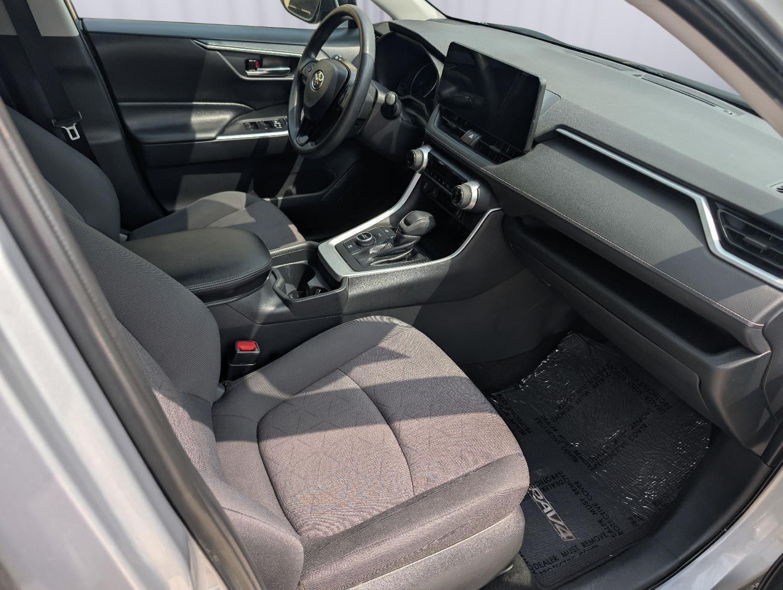 2019 Toyota RAV4 Hybrid XLE