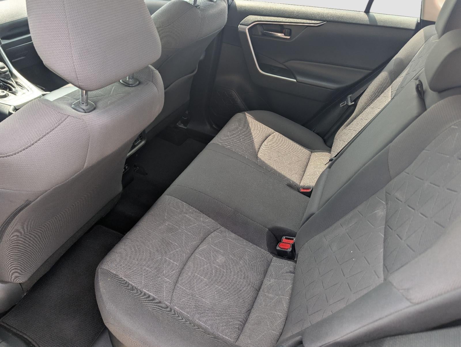 2019 Toyota RAV4 Hybrid XLE